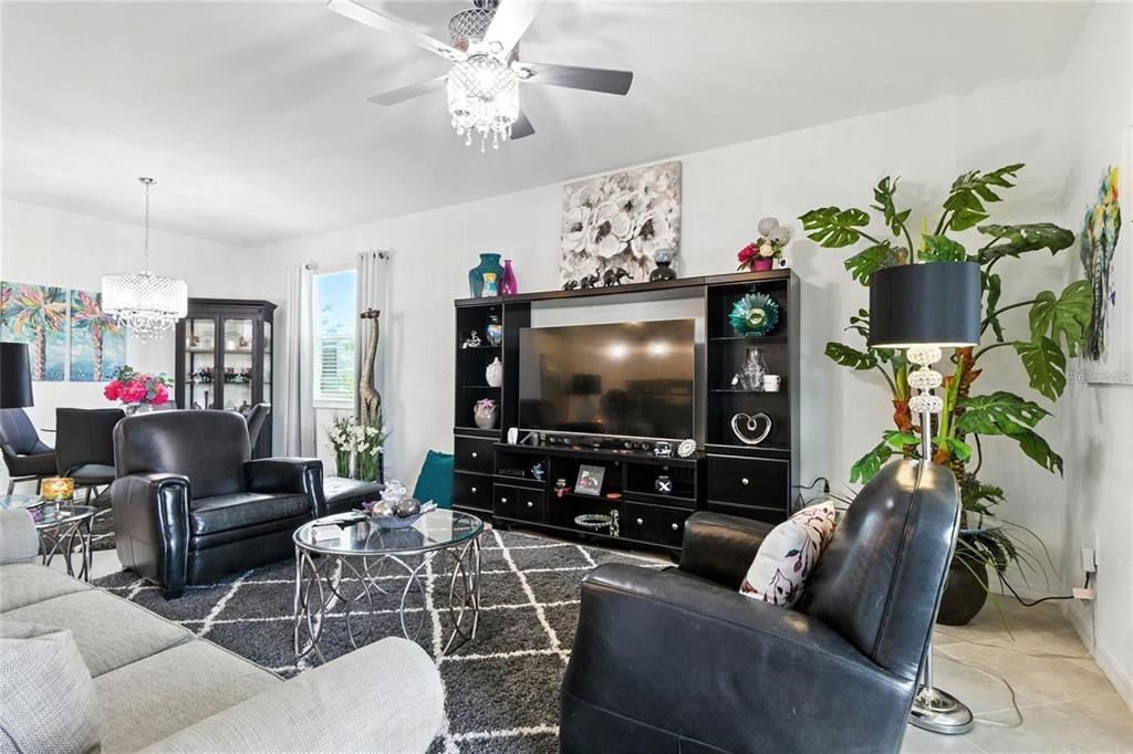 19085 Cabernet Court Venice, FL 34293 - Photo 11 of 53