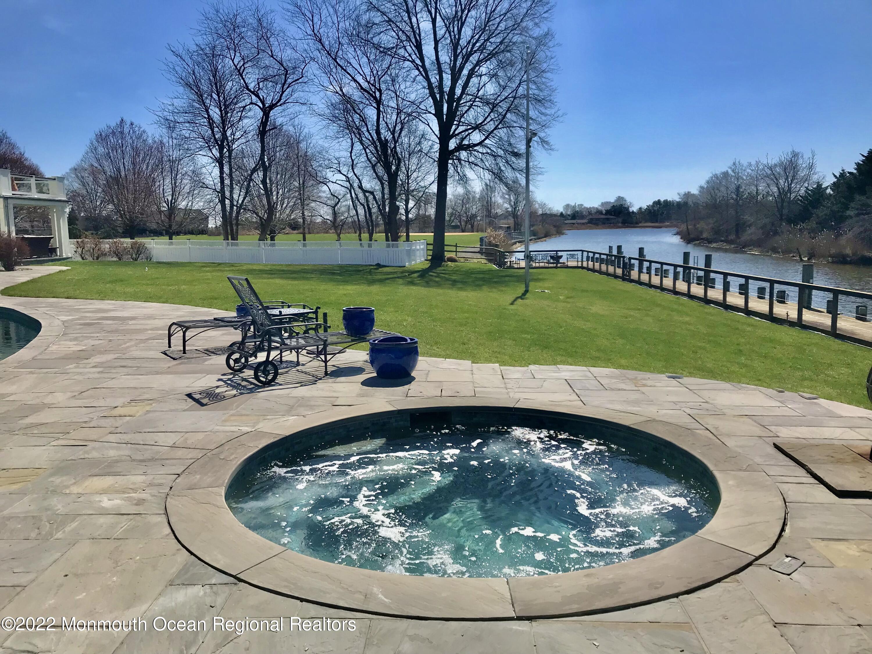 34 Riverside Drive Rumson, NJ 07760 - Photo 3 of 50 IMG_8175