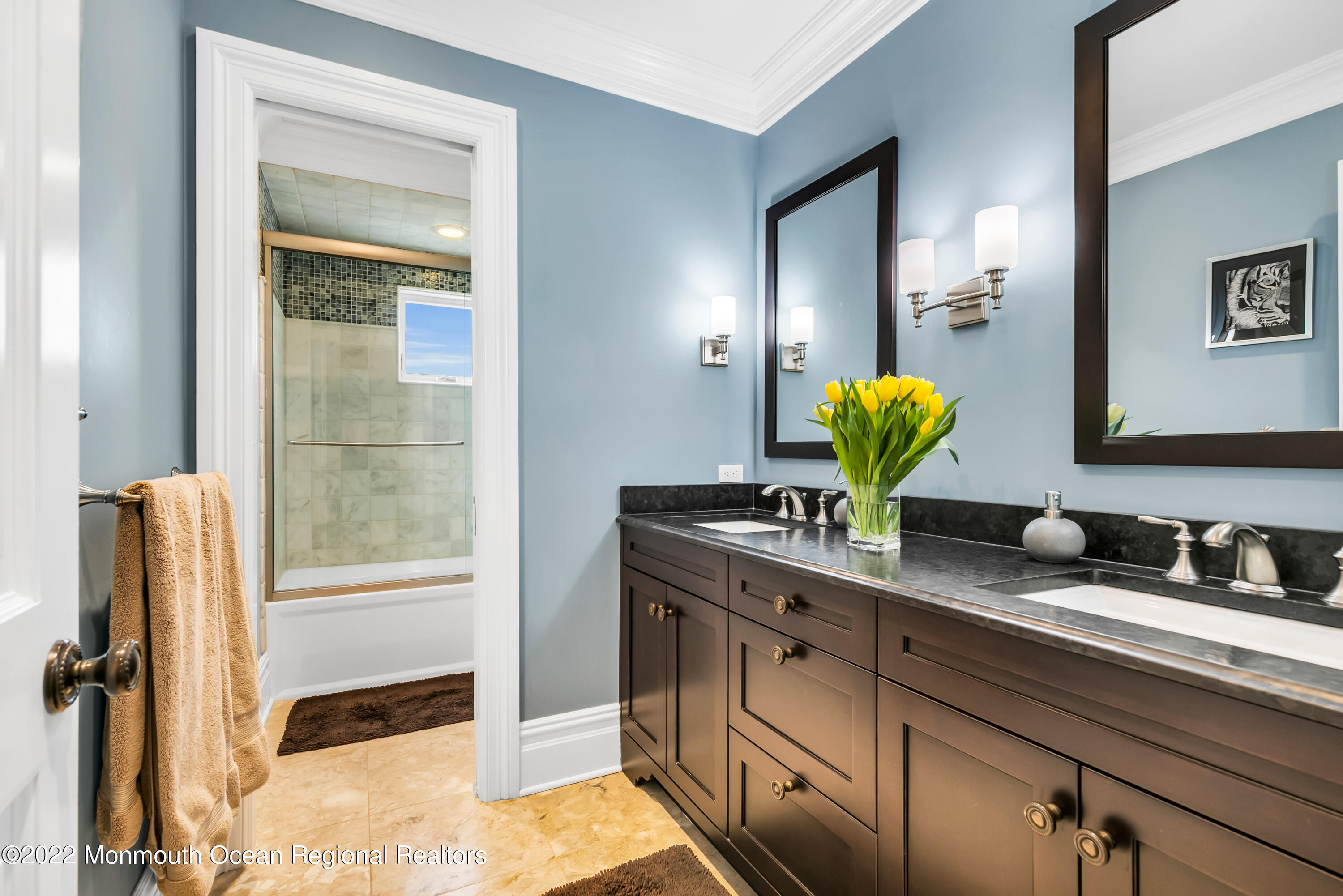 34 Riverside Drive Rumson, NJ 07760 - Photo 33 of 50 34 Riverside Dr Rumson NJ-print-034-025-
