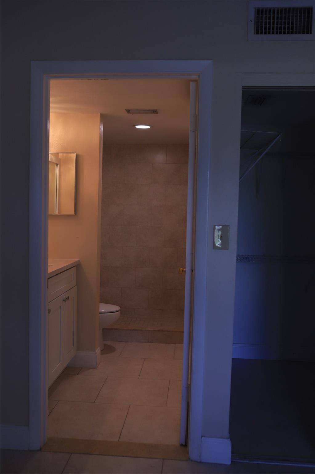 231 Southwest 113th Way, Unit 231 Pembroke Pines, FL 33025 - Photo 15 of 26 view of a bathroom with a shower and a toilet