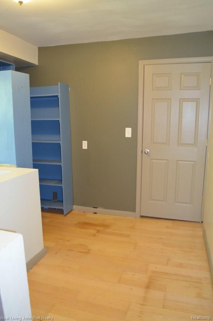 495 Coats Road Lake Orion, MI 48362 - Photo 18 of 30 DSC_0103.jpg