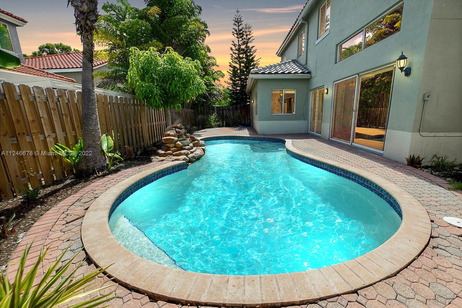11225 Roundelay Road Cooper City, FL 33026 - Photo 35 of 43 Gallery Image 35