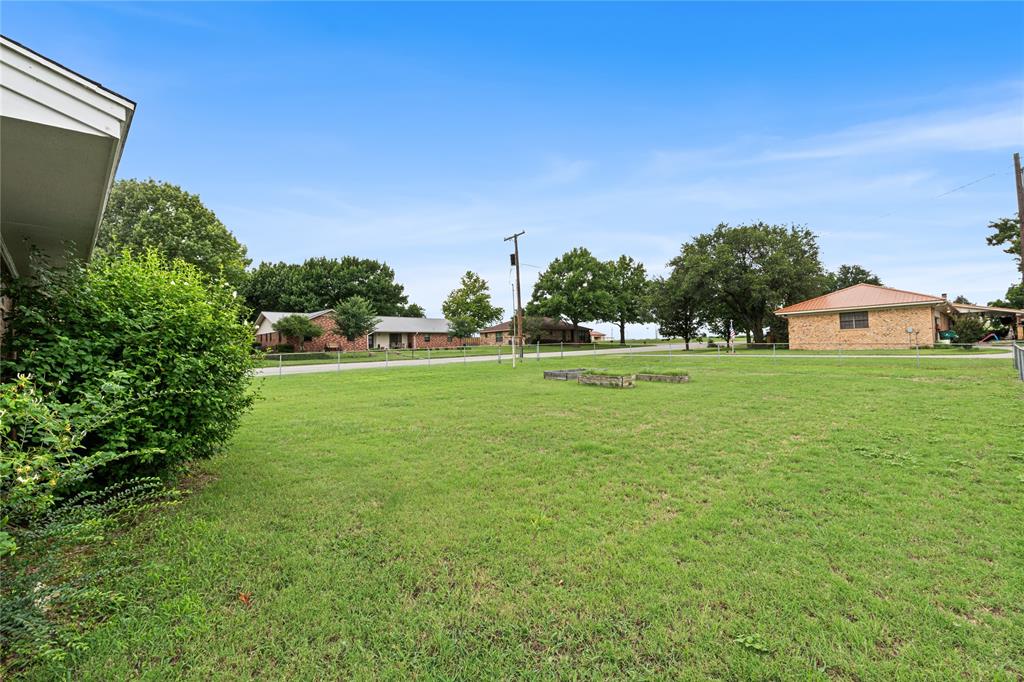603 5th Street Muenster, TX 76252 - Photo 23 of 24
