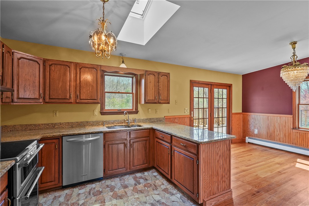 211 Scott Road Cumberland, RI 02864 - Photo 24 of 50