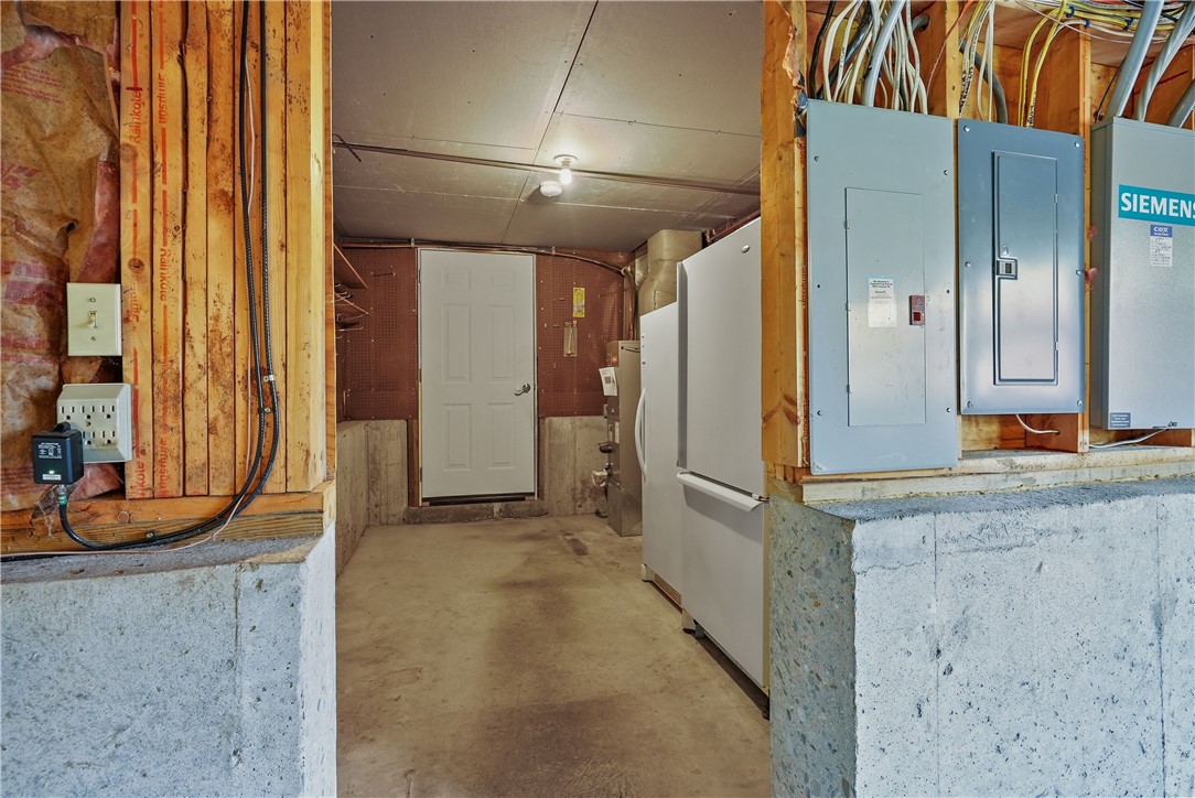 211 Scott Road Cumberland, RI 02864 - Photo 40 of 50