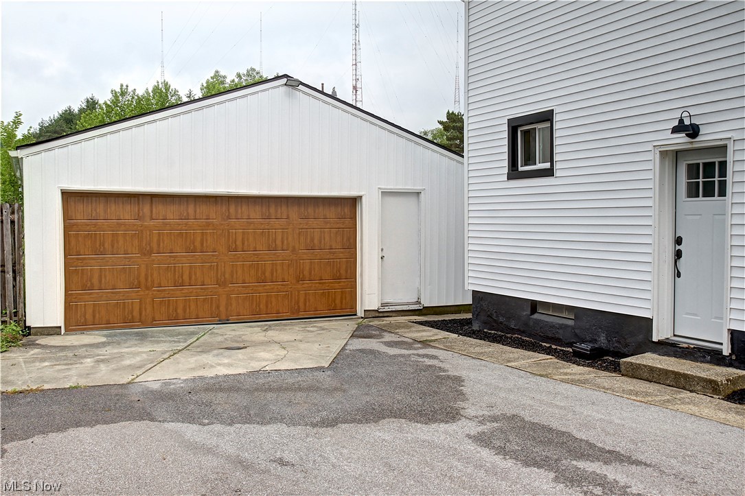 9726 Ridge Road North Royalton, OH 44133 - Photo 5 of 33