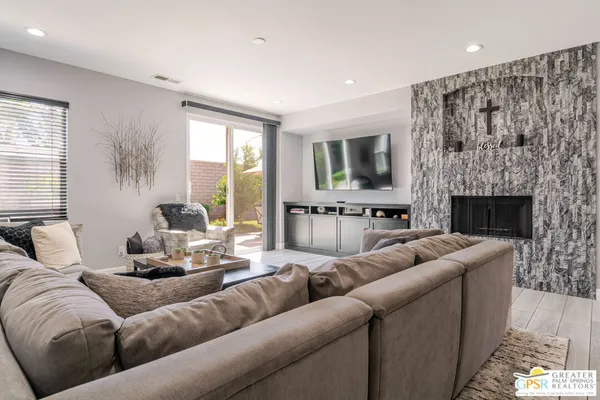 $575,000 | 41098 Hanover Street, Indio, CA 92203