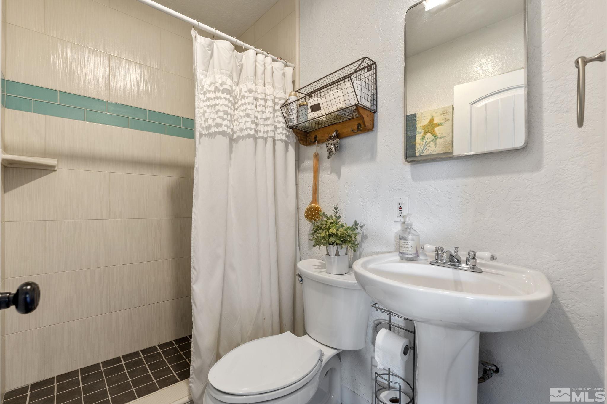 3280 Heights Drive Reno, NV 89503 - Photo 12 of 39 Photo 12