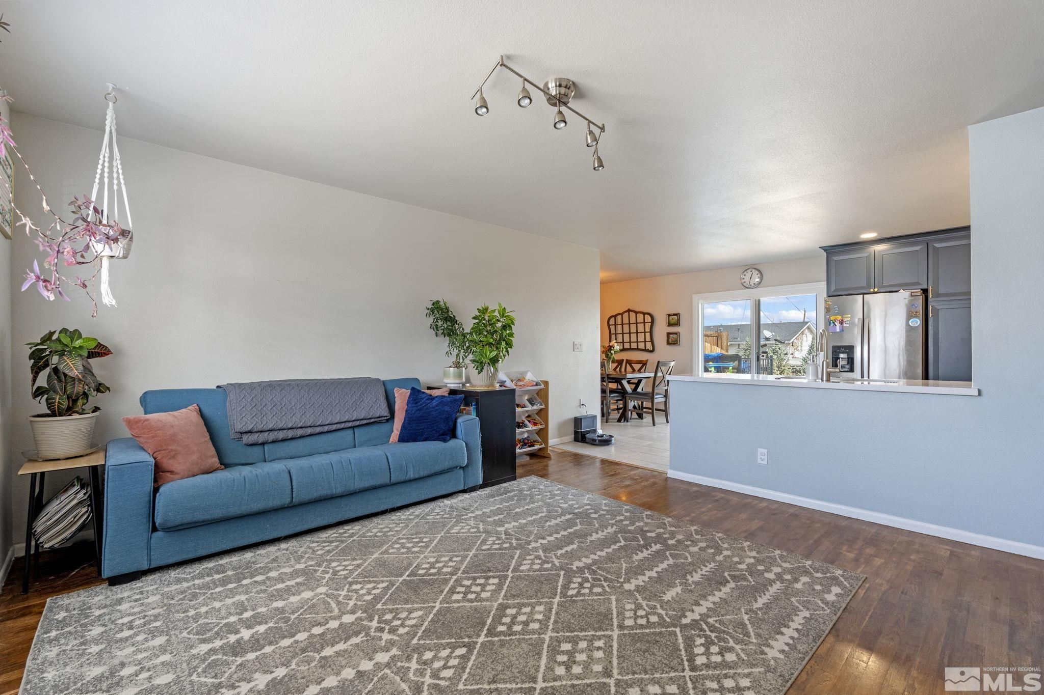 3280 Heights Drive Reno, NV 89503 - Photo 8 of 39 Photo 8