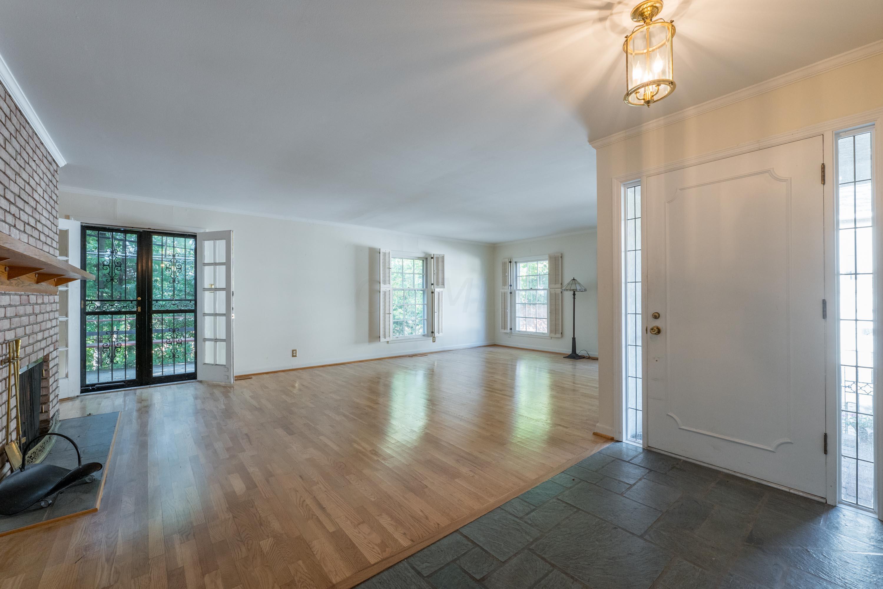 1631 Roxbury Road, Unit C Columbus, OH 43212 - Photo 7 of 34