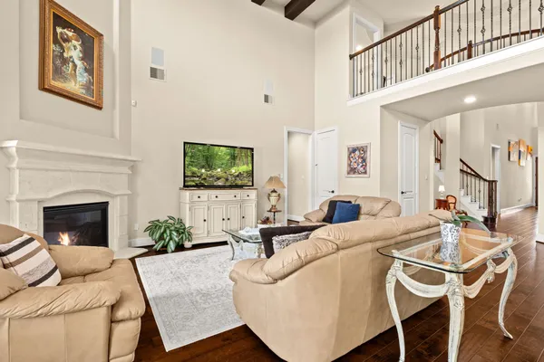 $715,000 | 107 Elk Run Court, Conroe, TX 77384