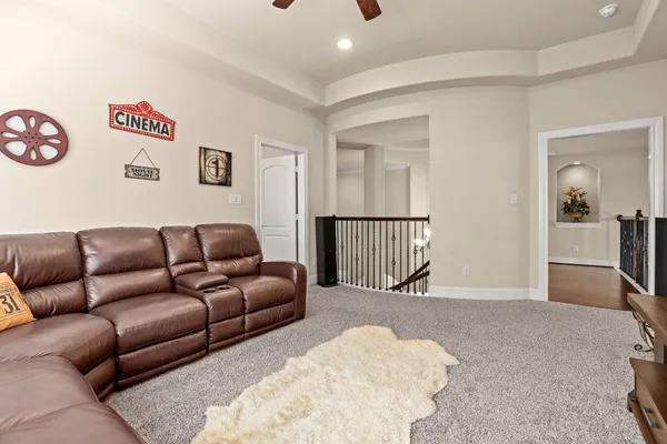 $715,000 | 107 Elk Run Court, Conroe, TX 77384