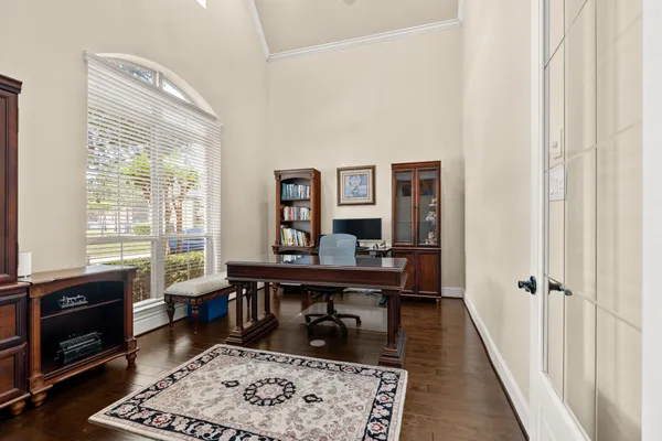 $715,000 | 107 Elk Run Court, Conroe, TX 77384