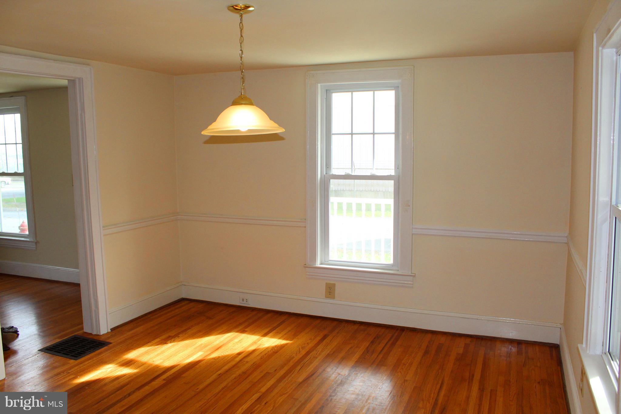 123 Pilgrim Street Inwood, WV 25428 - Photo 9 of 24 Dining Room