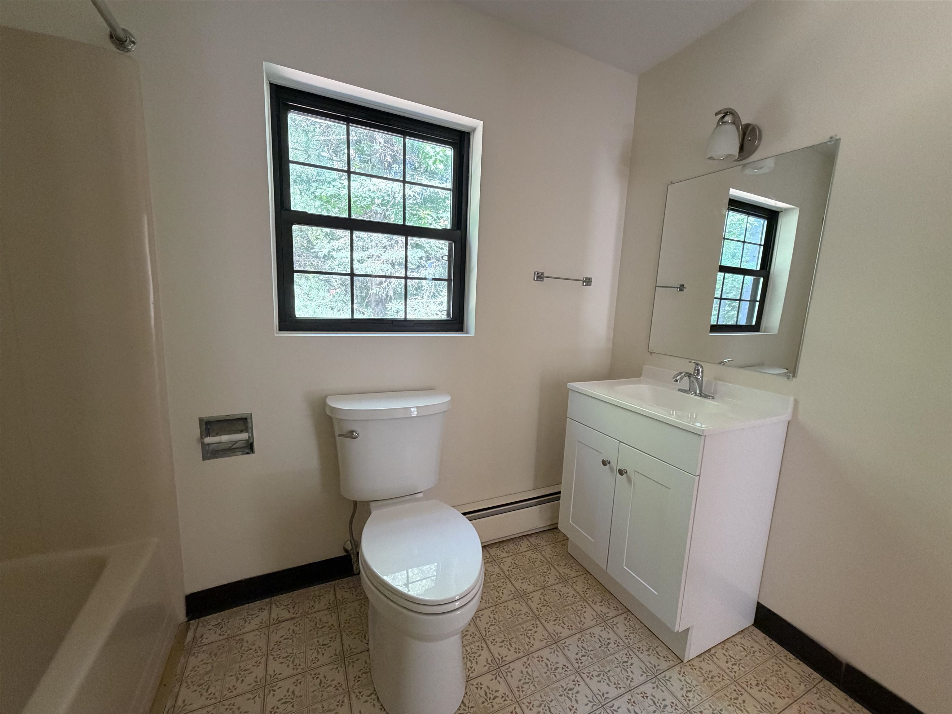 56 Westville Road, Unit 7 Plaistow, NH 03865 - Photo 15 of 20
