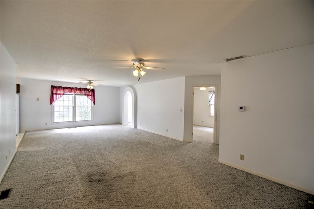 4545 East Hayden Court Decatur, IL 62521 - Photo 4 of 21
