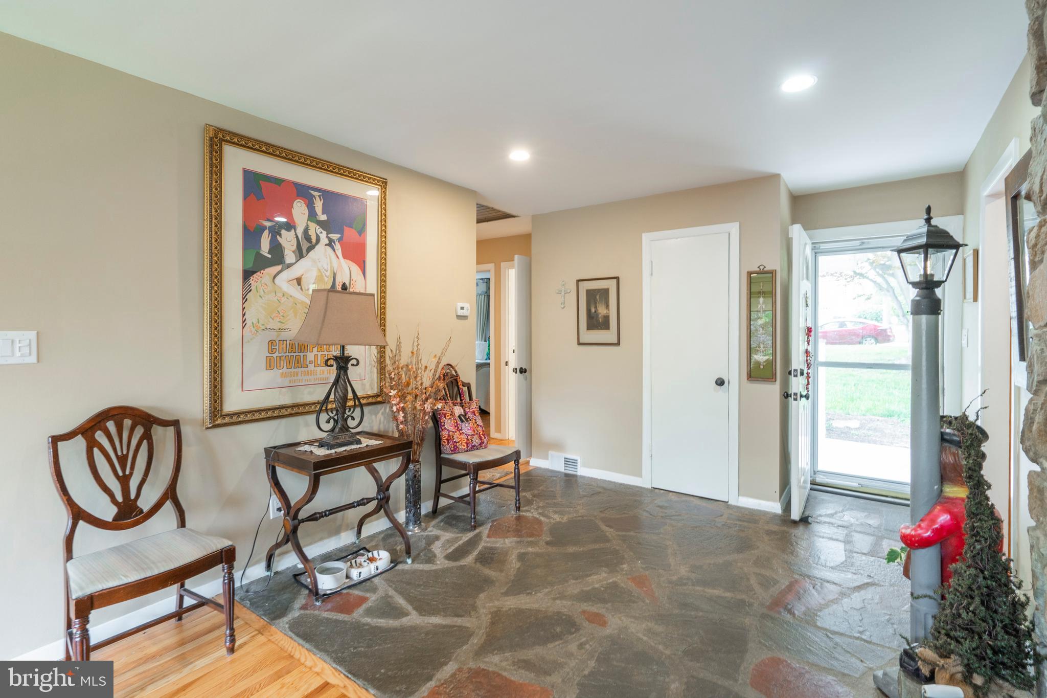 107 Ridgefield Road Newtown Square, PA 19073 - Photo 3 of 34 Slate Entryway