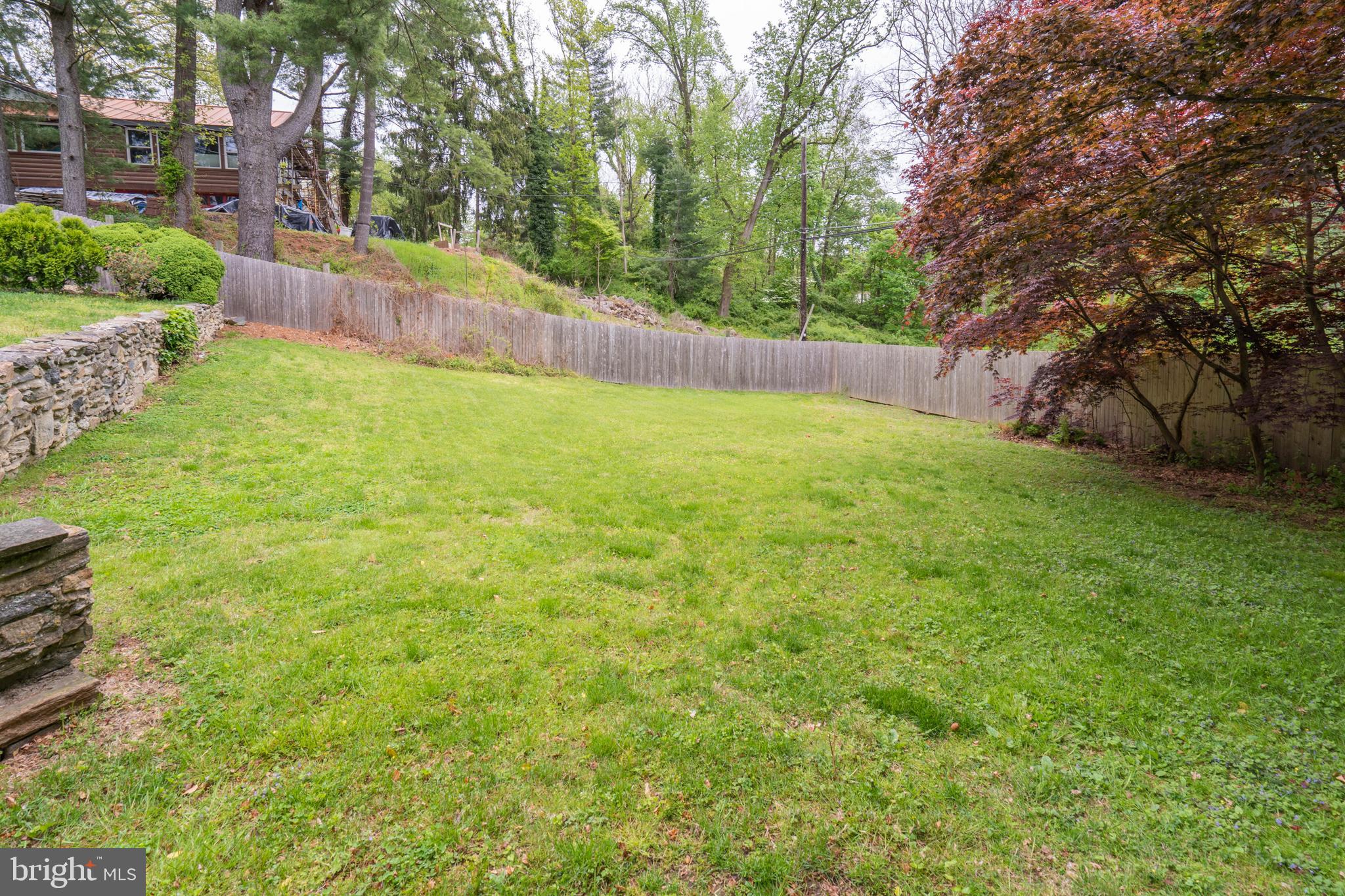 107 Ridgefield Road Newtown Square, PA 19073 - Photo 31 of 34 Exterior grounds