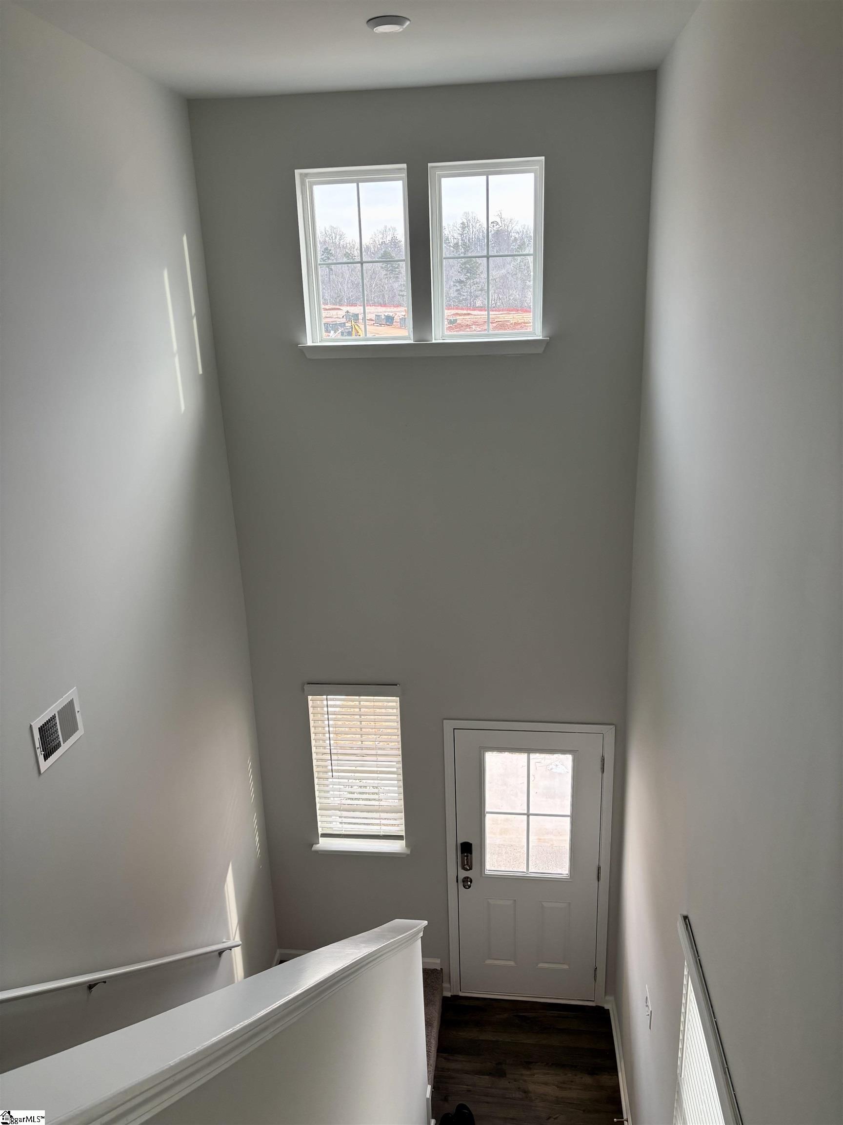 600 Poinsett Bridge Way Greenville, SC 29607 - Photo 2 of 19