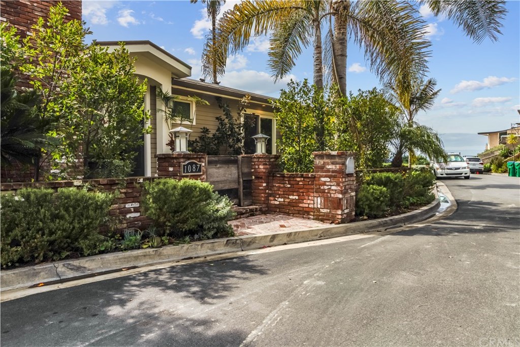 1087 Flamingo Road Laguna Beach, CA 92651 - Photo 1 of 1