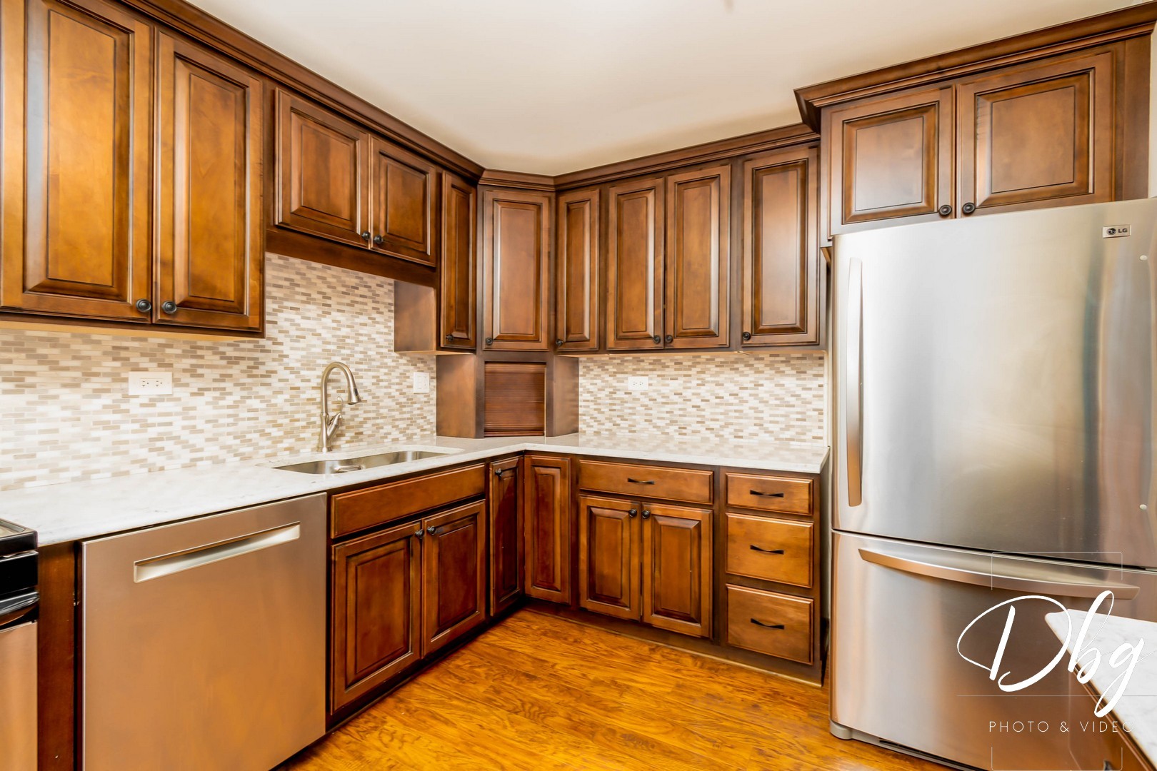 2202 Countryside Lane Lindenhurst, IL 60046 - Photo 5 of 22