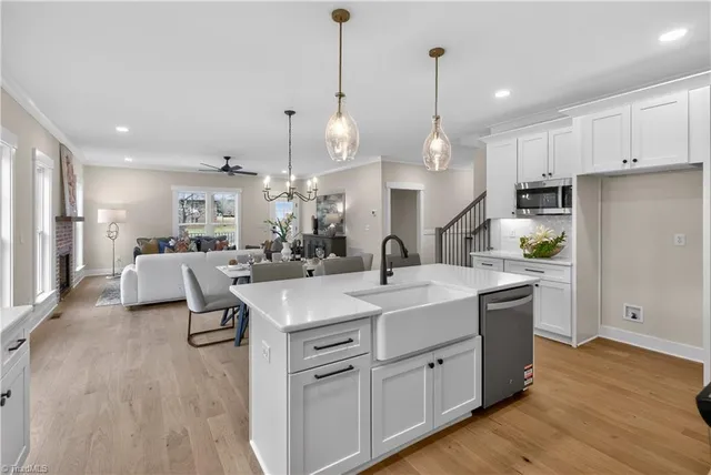 $629,000 | 303 Country Club Drive, Stoneville, NC 27048