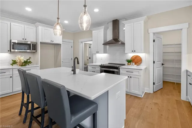 $629,000 | 303 Country Club Drive, Stoneville, NC 27048