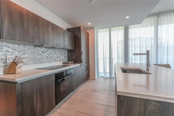 $13,000 | 480 Northeast 31st Street, Unit 4907, Miami, FL 33137