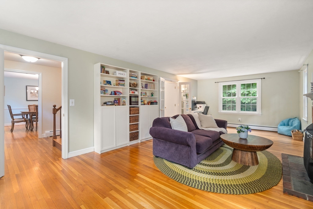 409 North Road Sudbury, MA 01776 - Photo 4 of 36
