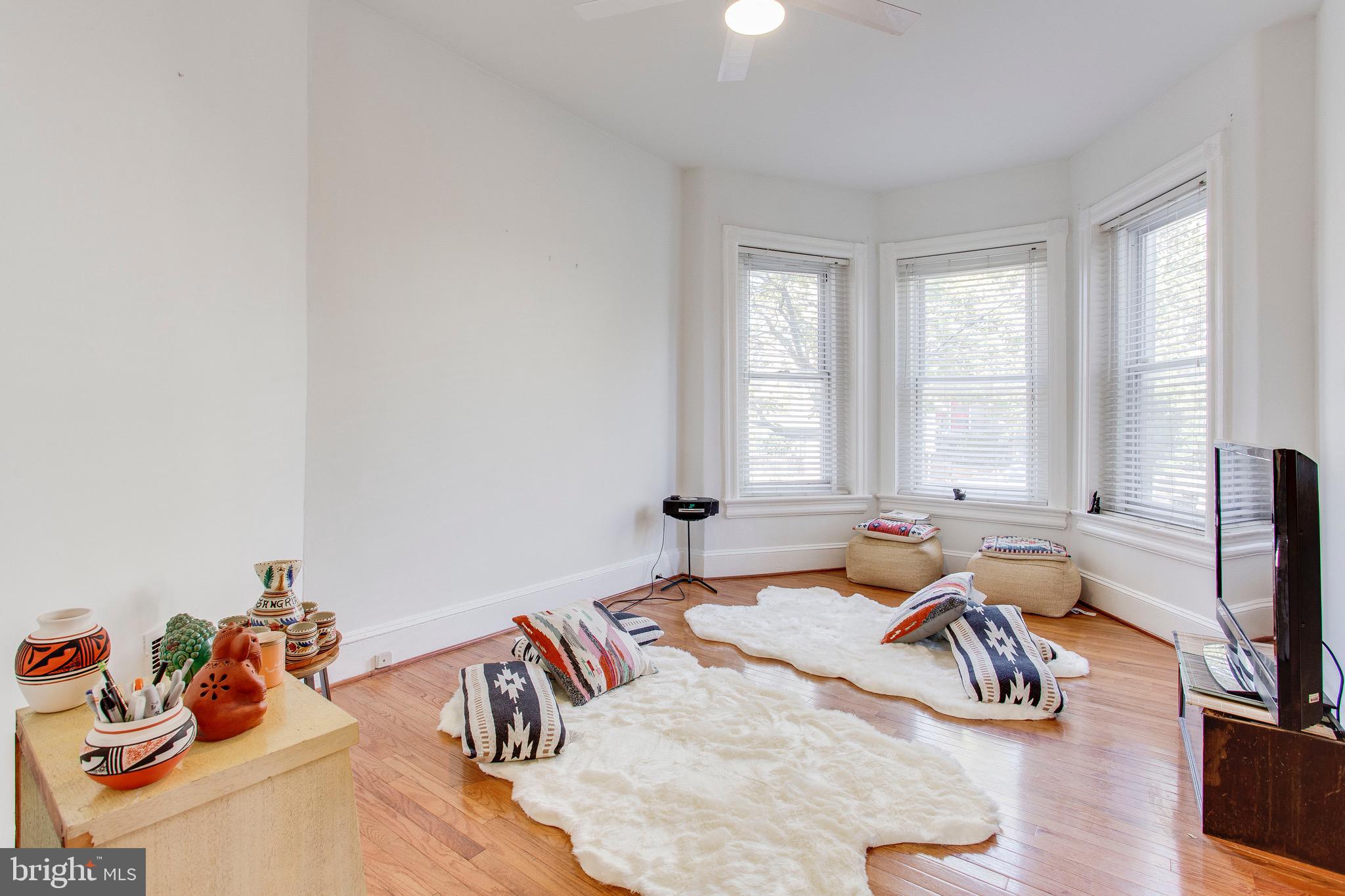 11 Q Street Northeast Washington, DC 20002 - Photo 4 of 41