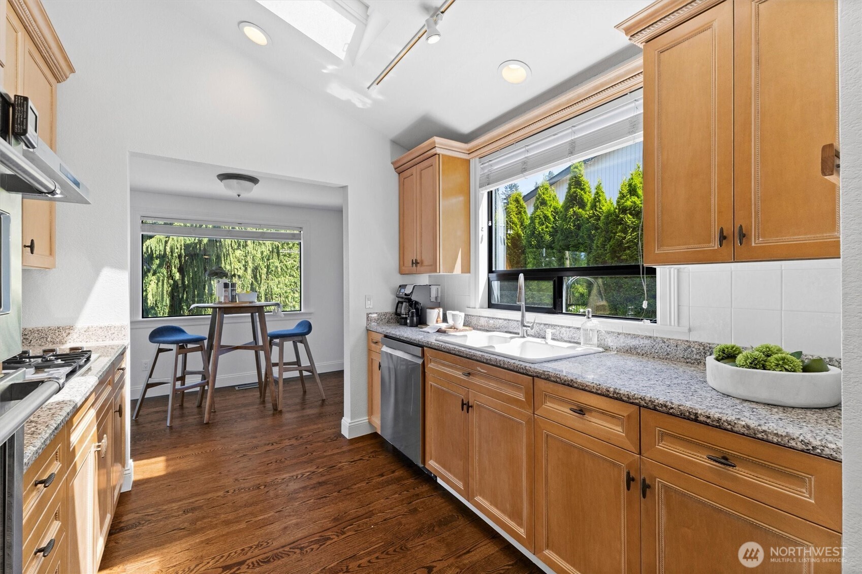 16306 Valhalla Drive Bothell, WA 98011 - Photo 13 of 27