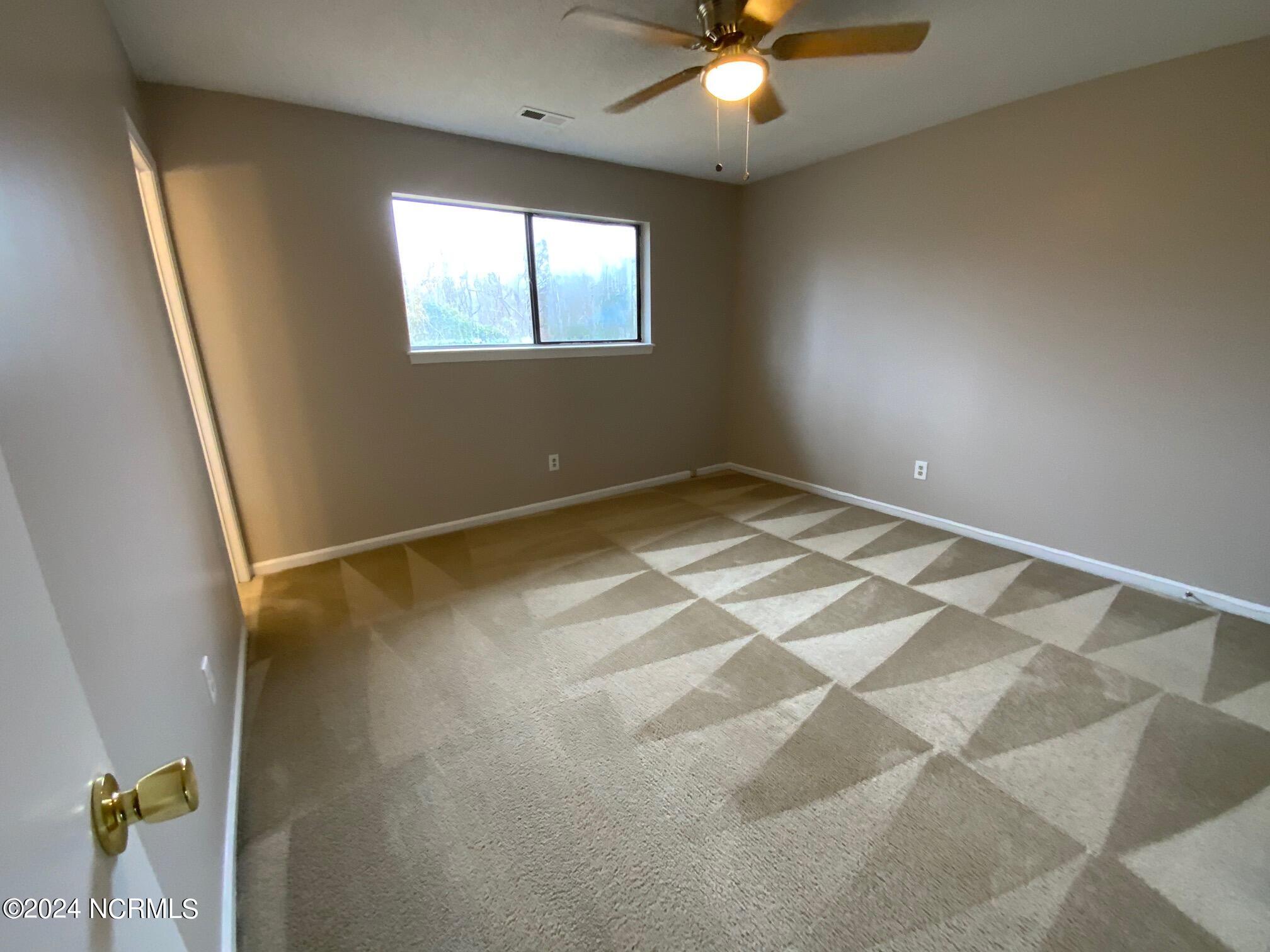 124 Shadow Brook Drive Jacksonville, NC 28546 - Photo 14 of 22 IMG_1959