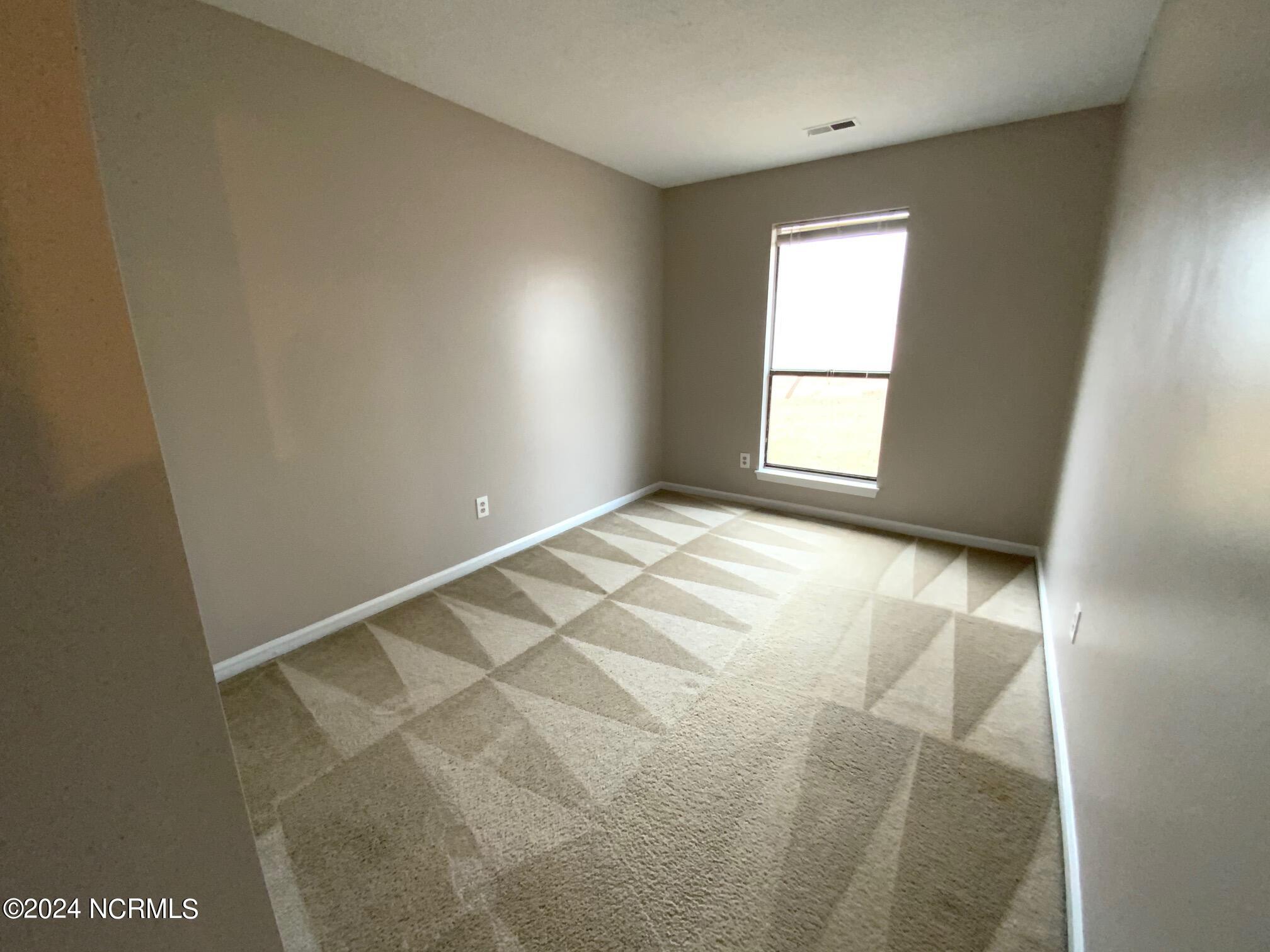 124 Shadow Brook Drive Jacksonville, NC 28546 - Photo 17 of 22 IMG_1966