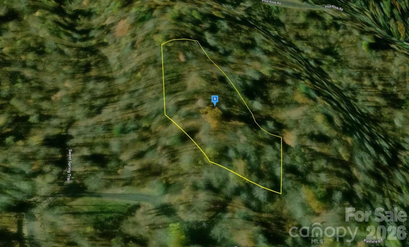 541 Pasture Road Glenville, NC 28736 - Photo 2 of 5