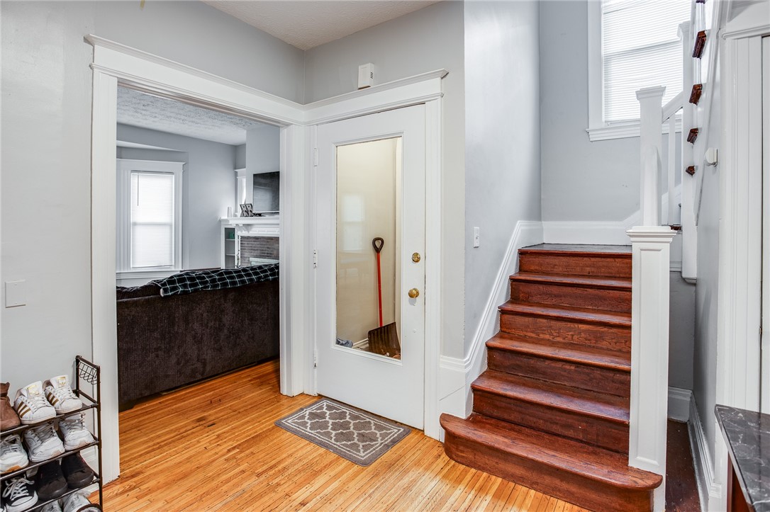 395 University Avenue Rochester, NY 14607 - Photo 5 of 46