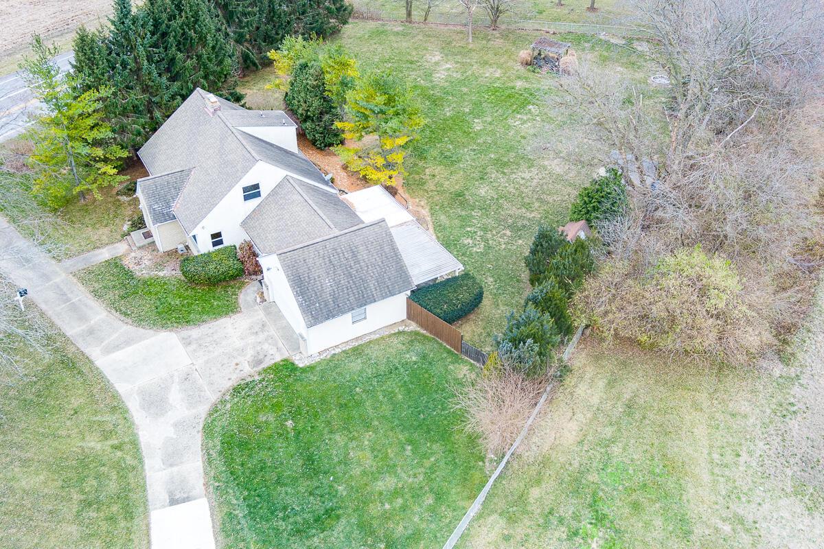 1830 Walker Road Hilliard, OH 43026 - Photo 7 of 59 1830 Walker - 58