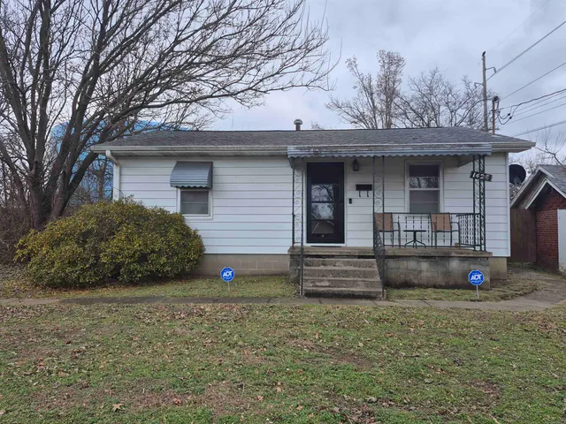 $79,900 | 1428 South Granger Street, Harrisburg, IL 62946