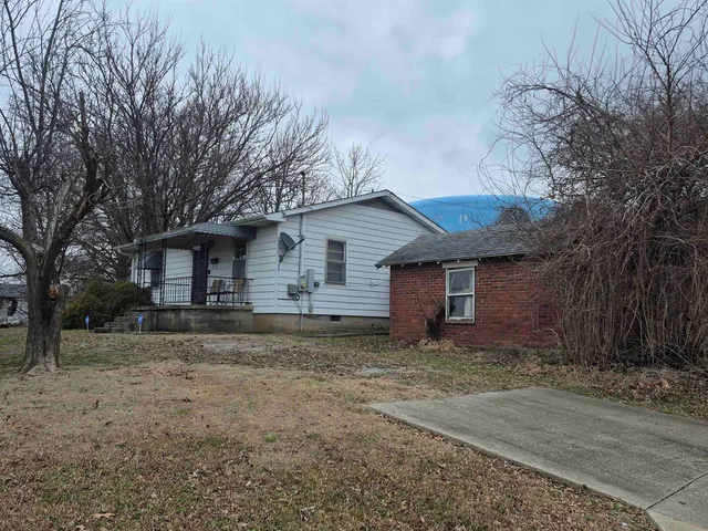$79,900 | 1428 South Granger Street, Harrisburg, IL 62946