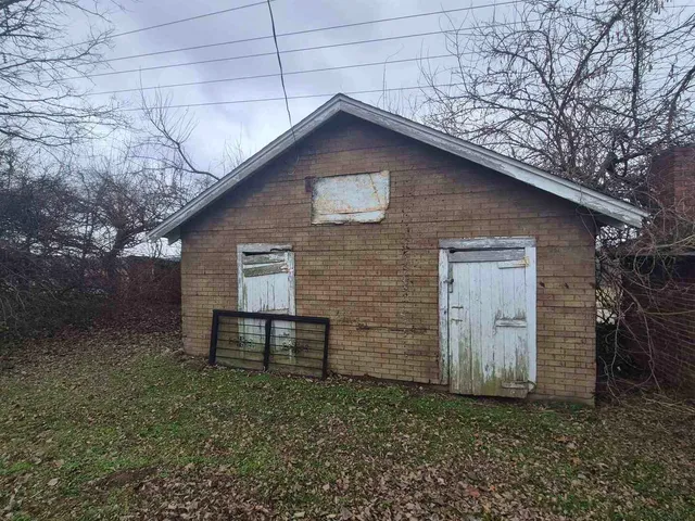 $70,000 | 1428 South Granger Street, Harrisburg, IL 62946