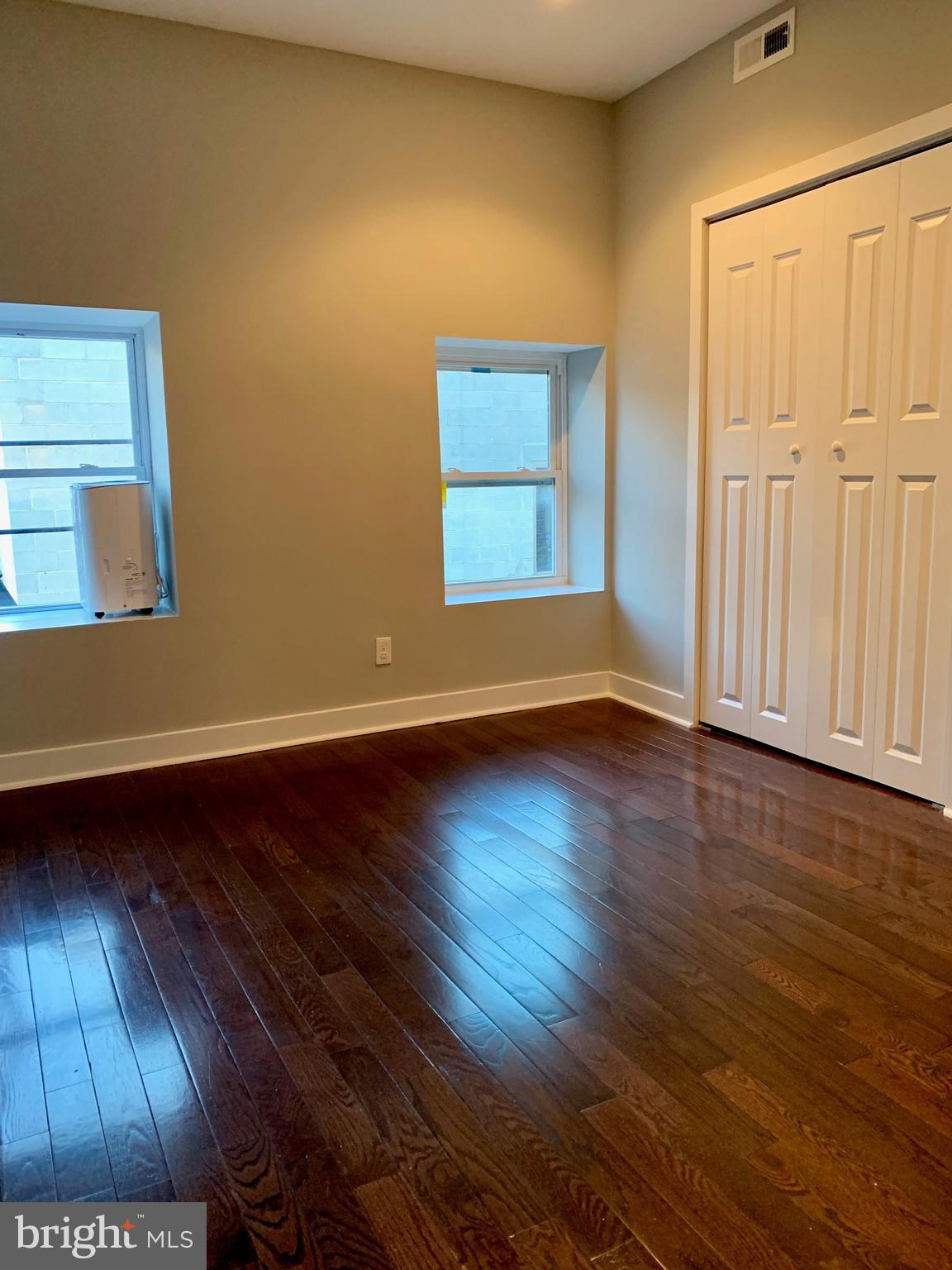 723 Sansom Street, Unit 4B Philadelphia, PA 19106 - Photo 6 of 6