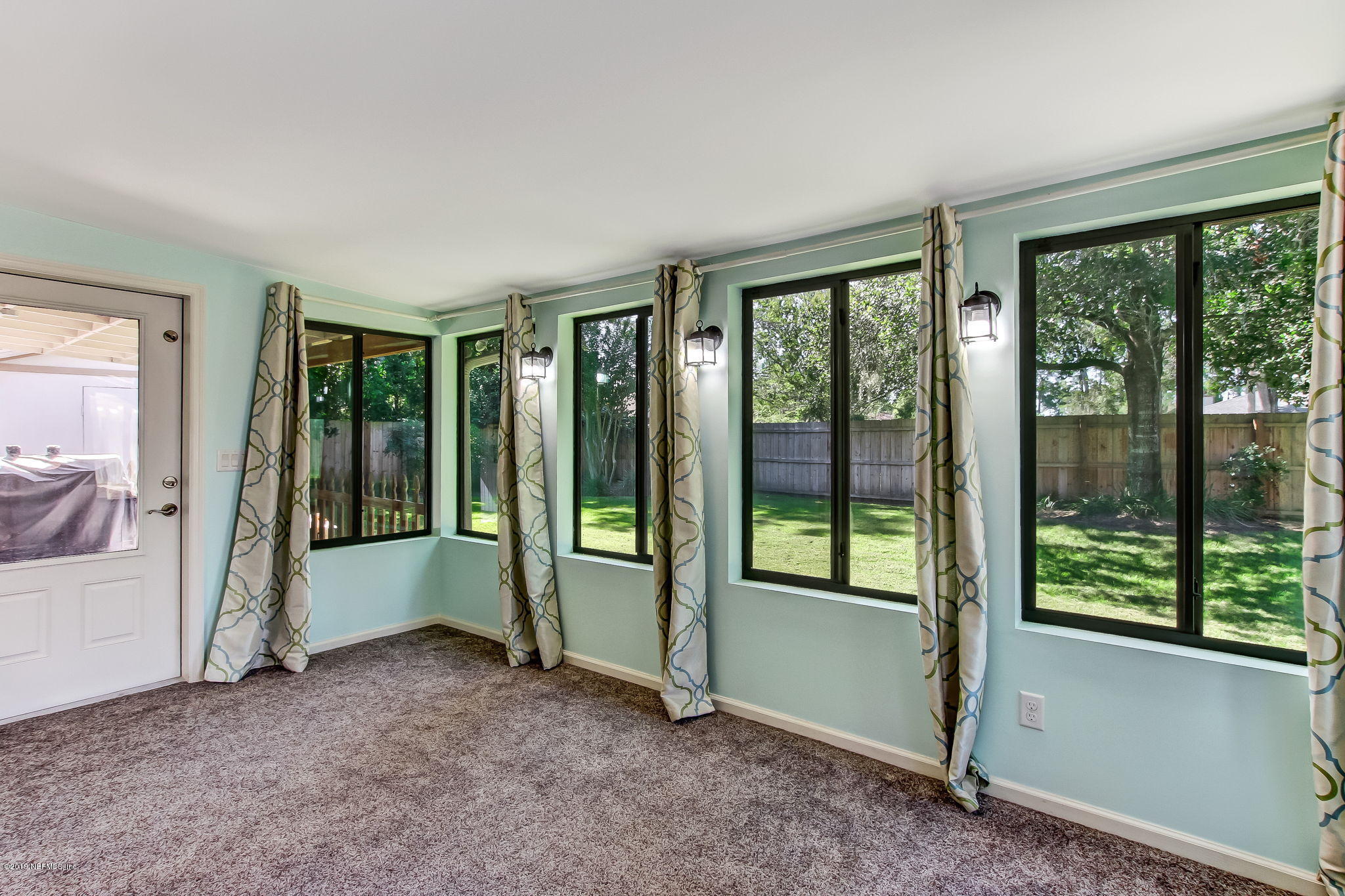 11060 Reading Road Jacksonville, FL 32257 - Photo 31 of 43 a view of an empty room and window
