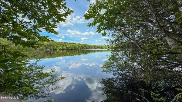 $499,000 | 18 Osceola Road, Becket, MA 01223