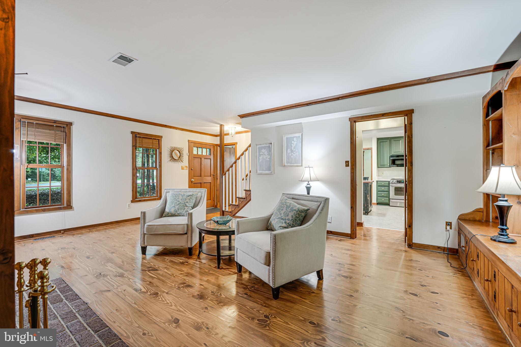 12042 Kahns Road Manassas, VA 20112 - Photo 13 of 44 Gallery Image 13