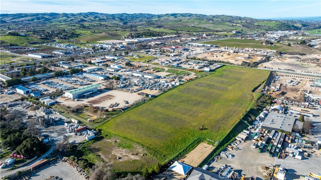 0 Volpi Ysabel Road Paso Robles, CA 93446 - Photo 10 of 17 a view of a city