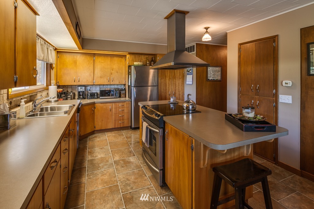 792 East Wiser Lake Road Lynden, WA 98264 - Photo 5 of 15