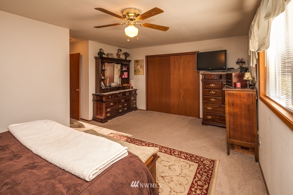 792 East Wiser Lake Road Lynden, WA 98264 - Photo 7 of 15