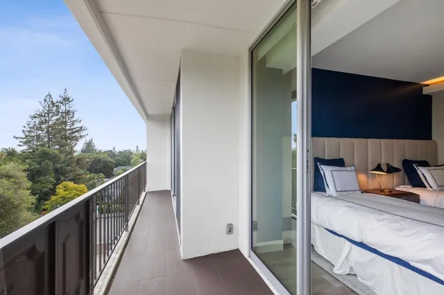 $1,898,000 | 1330 University Drive, Unit 66, Menlo Park, CA 94025