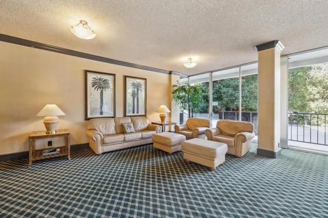 $1,898,000 | 1330 University Drive, Unit 66, Menlo Park, CA 94025