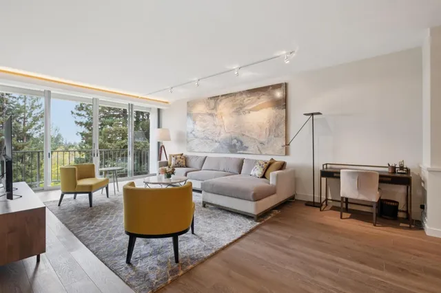 $1,898,000 | 1330 University Drive, Unit 66, Menlo Park, CA 94025
