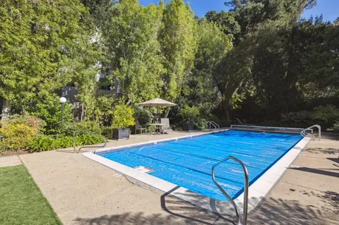 $1,898,000 | 1330 University Drive, Unit 66, Menlo Park, CA 94025